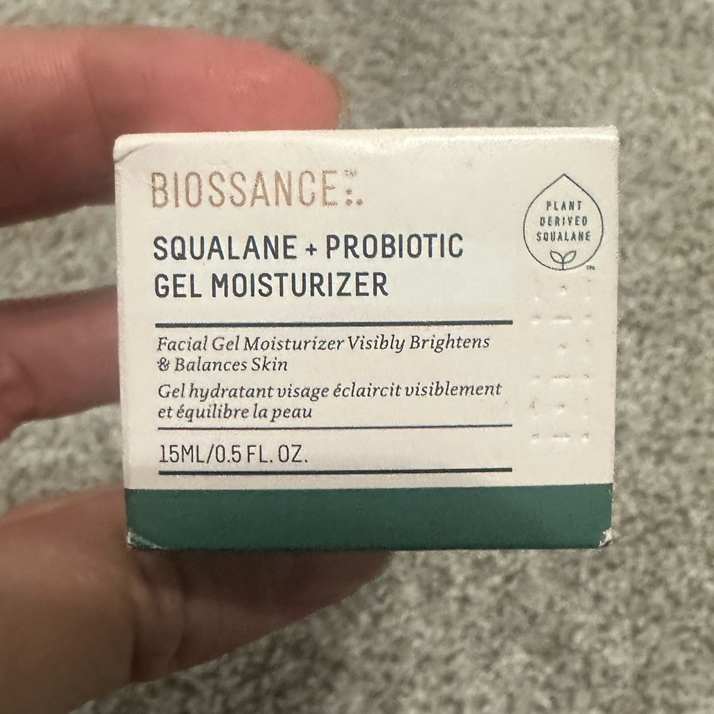 Biossance Squalane + Probiotic Gel Moisturizer in Green and White